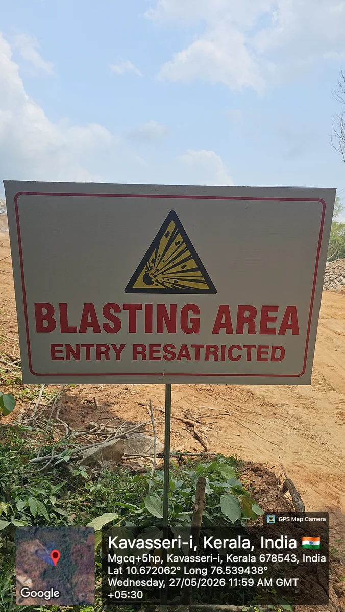Blasting area safety warning signboard restricting entry